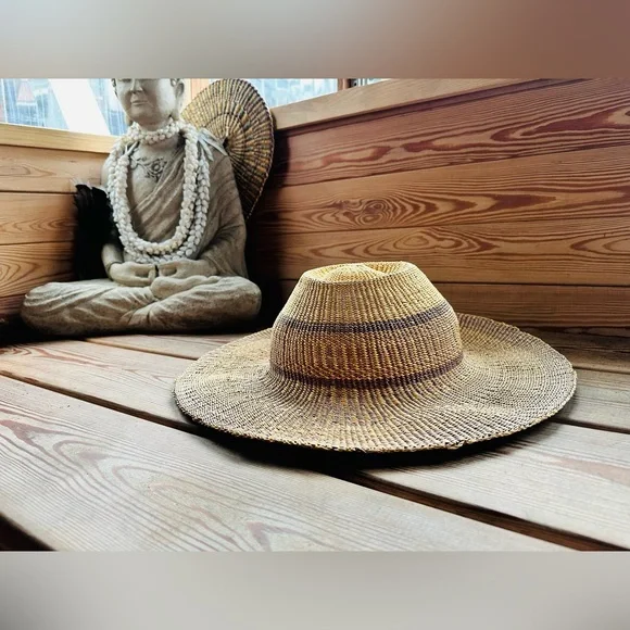 SOLD Woven Palmilla Wide Brim Hat - Picture 4 of 6